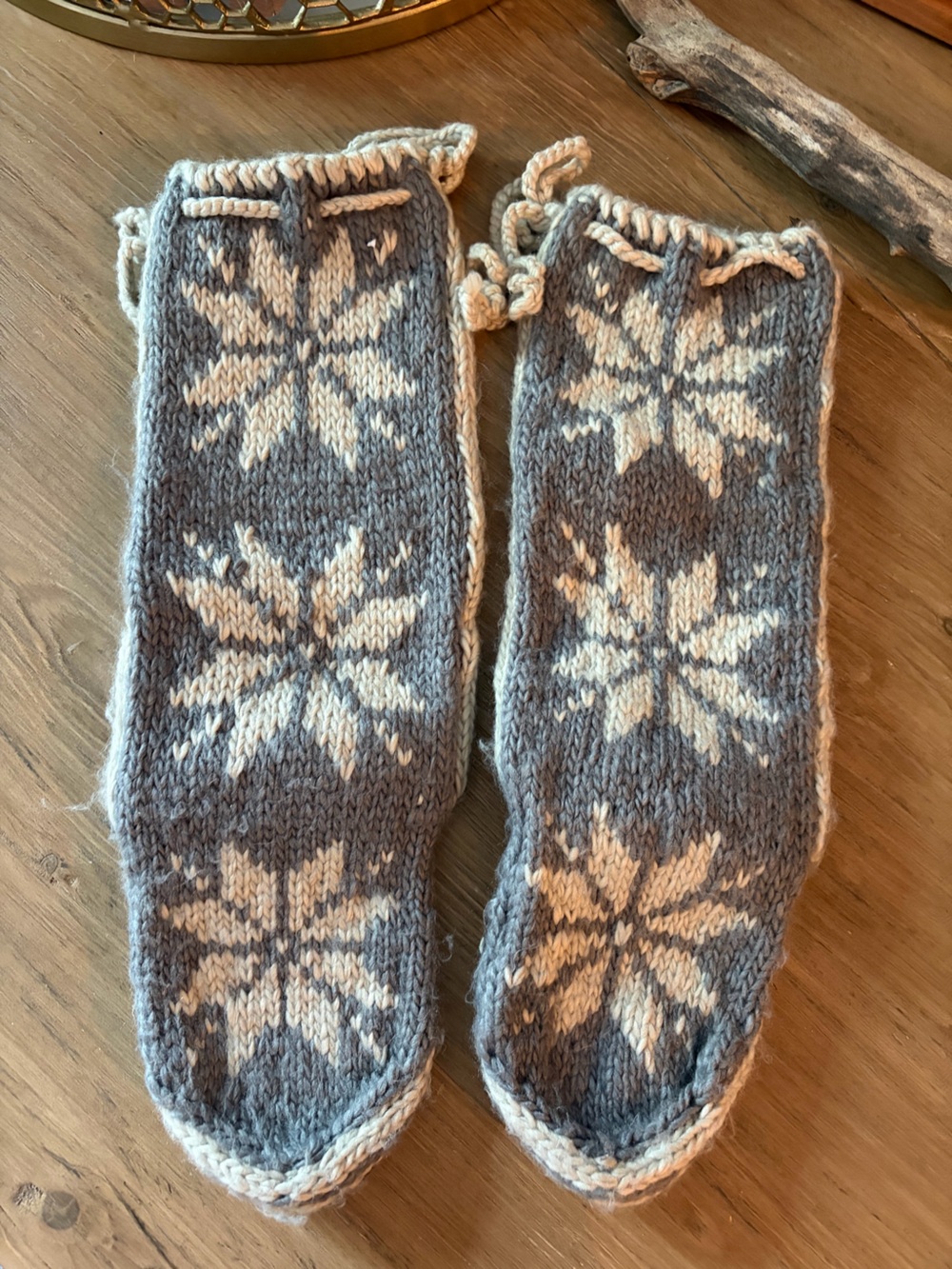 Woolrich Gray & Cream Nordic Snowflake Sweater Slippers - Women's